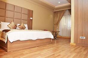 Blue Ribbon Suites