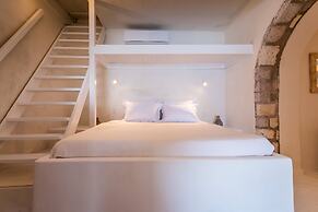 Neosikos AmazingBeach House Milos Island