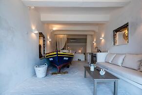 Neosikos AmazingBeach House Milos Island