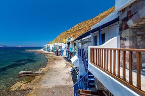 Neosikos AmazingBeach House Milos Island