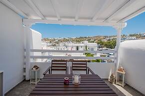 Beautiful Apartment With Amazing View In Mykonos Old Town