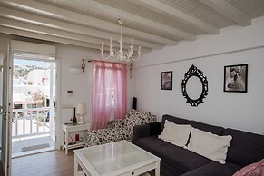 Beautiful Apartment With Amazing View In Mykonos Old Town