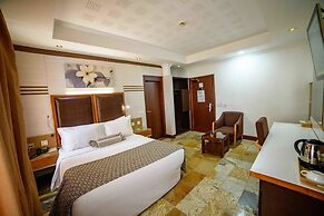 Rayjok Hotel And Suites