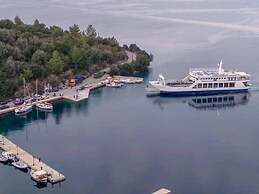 A Lovely Holiday Refuge on Meganisi