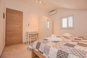 Apartments Villa Magena