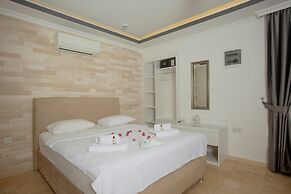Cedrus Suites