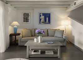 Soleado Beachfront Villa