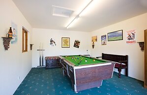 Juniper Hill, Loch Achilty