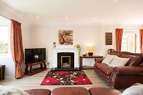 Juniper Hill, Loch Achilty