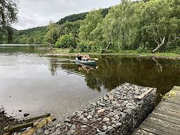 Juniper Hill, Loch Achilty