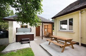 Juniper Hill, Loch Achilty