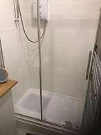 Deri-Down Guest House