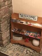 Deri-Down Guest House