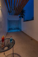 Omnia Mykonos Boutique Hotel & Suites