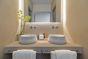 Omnia Mykonos Boutique Hotel & Suites