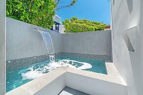 Omnia Mykonos Boutique Hotel & Suites