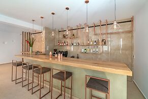 Omnia Mykonos Boutique Hotel & Suites