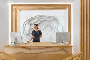 Omnia Mykonos Boutique Hotel & Suites