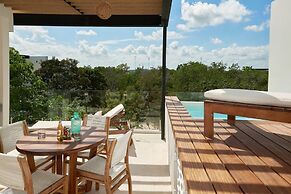 Romantic Penthouse Studio Get Away With Private Splash Pool- PENT HOUS