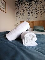 Hotel les vieux Acacias