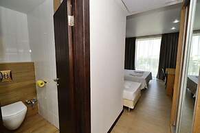 Bravo Hotel