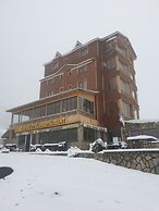 Sisdagi Zirve Otel