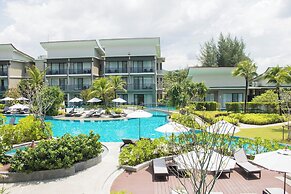 Le Meridien Khao Lak Resort & Spa
