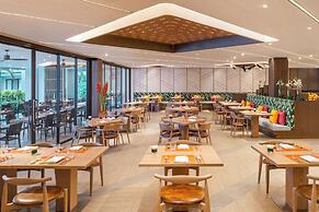 Le Meridien Khao Lak Resort & Spa