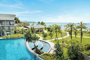 Le Meridien Khao Lak Resort & Spa