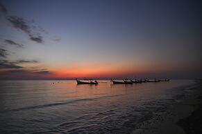 Le Meridien Khao Lak Resort & Spa