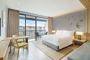 Le Meridien Khao Lak Resort & Spa