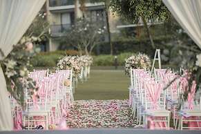 Le Meridien Khao Lak Resort & Spa