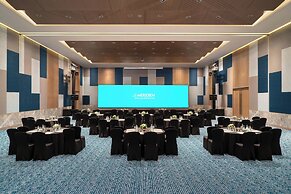 Le Meridien Khao Lak Resort & Spa