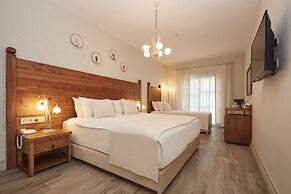 AlaBora Hotel - Alaçatı