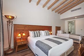 AlaBora Hotel - Alaçatı