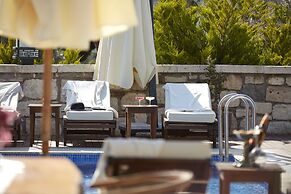 AlaBora Hotel - Alaçatı