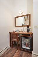 AlaBora Hotel - Alaçatı