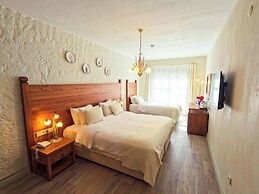 AlaBora Hotel - Alaçatı