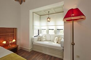 AlaBora Hotel - Alaçatı