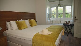 AlaBora Hotel - Alaçatı