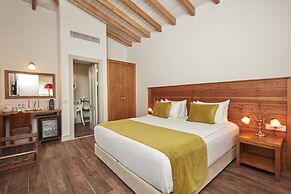 AlaBora Hotel - Alaçatı