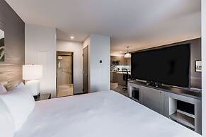 Hyatt House Winnipeg-South/Outlet Collection