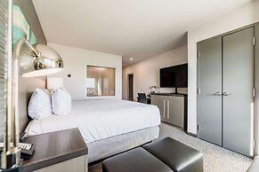 Hyatt House Winnipeg-South/Outlet Collection