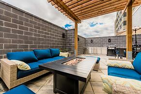 Hyatt House Winnipeg-South/Outlet Collection