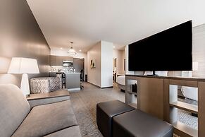 Hyatt House Winnipeg-South/Outlet Collection