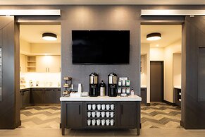 Hyatt House Winnipeg-South/Outlet Collection