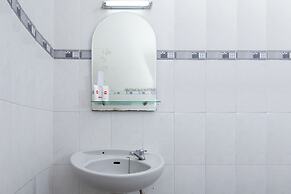 OYO 1196 Hotel Pura Puspa Rosa