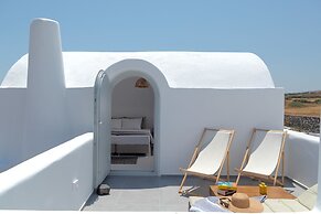 Bianco Diverso Suites