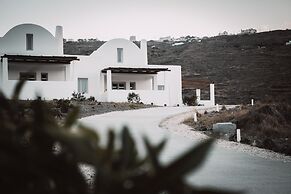 Bianco Diverso Suites