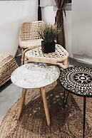 Bianco Diverso Suites